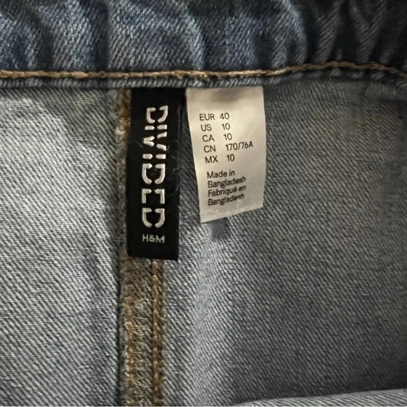 H&M Divided Women’s 10 Blue Medium Wash Denim A-Line Skirt - Picture 4 of 4